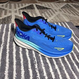 Hoka one one